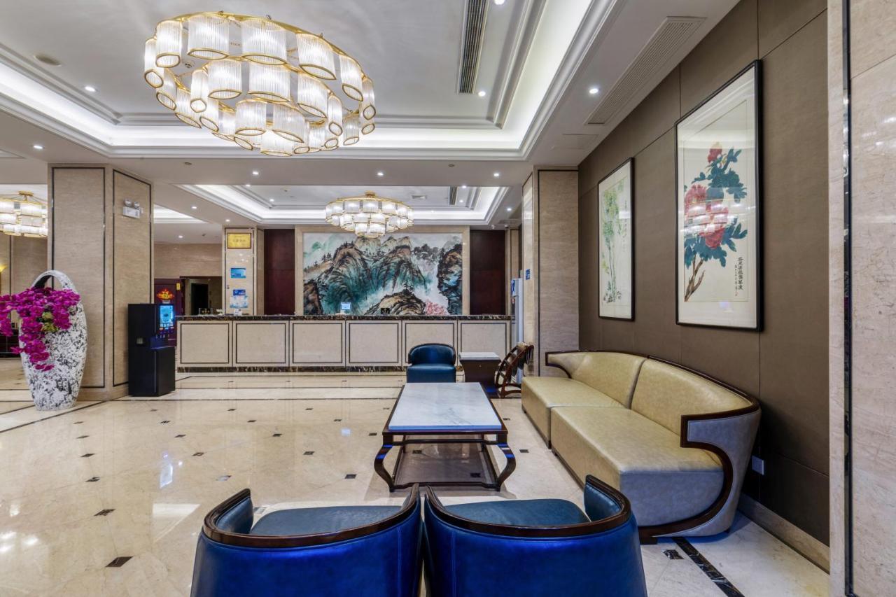 Huzhou Wealth Hotel Bagian luar foto