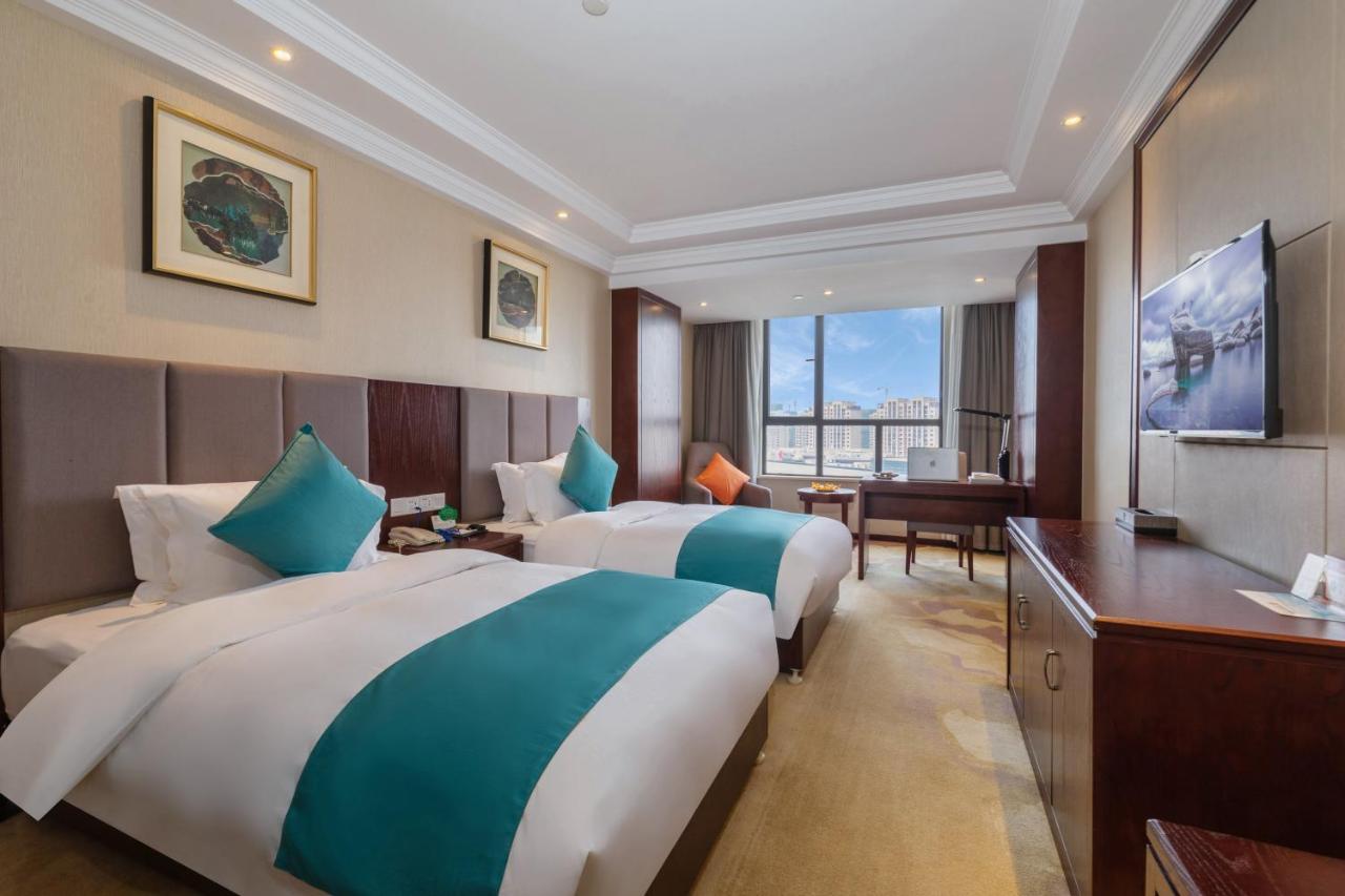 Huzhou Wealth Hotel Bagian luar foto